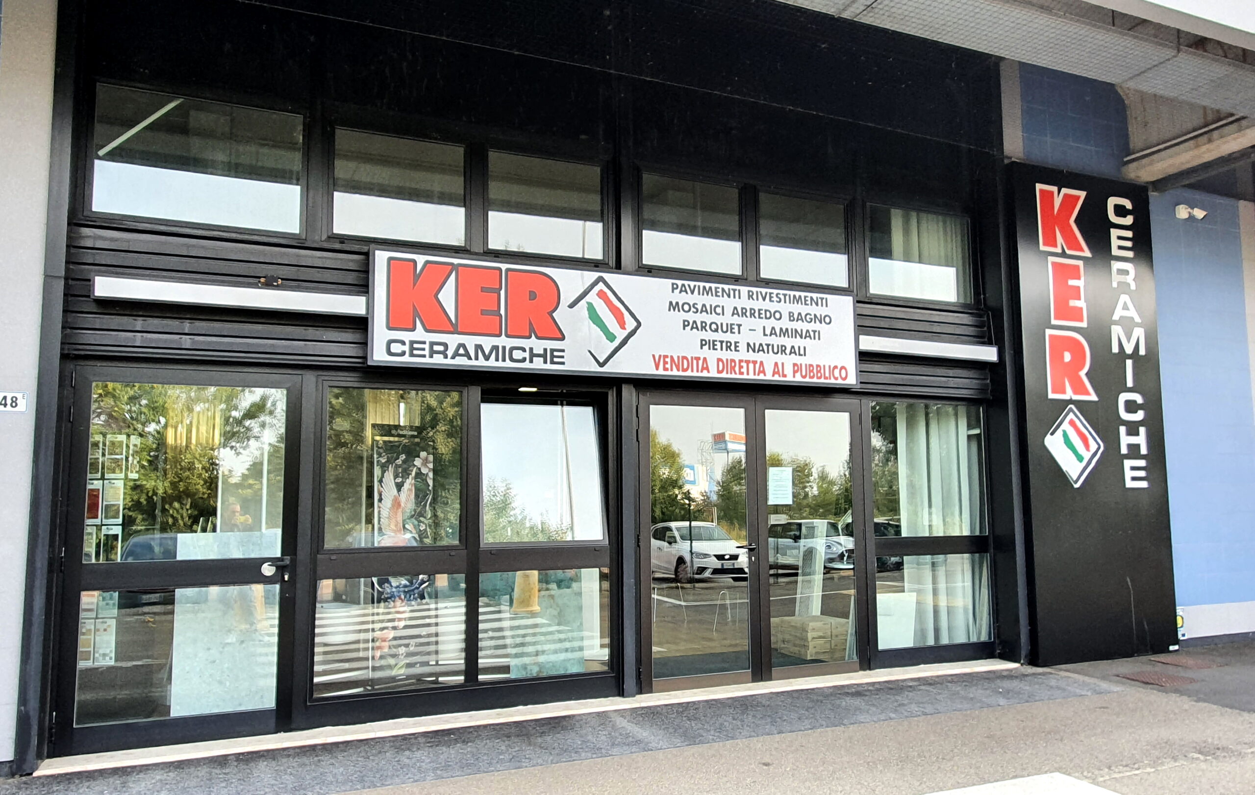 ker ceramiche showroom